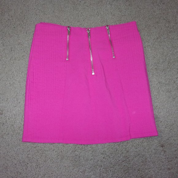Divided H&M Skirt Hot Pink Mini Zippers - Picture 1 of 4